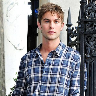 Chace Crawford in Shooting for Gossip Girl