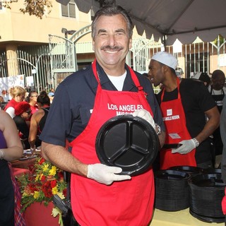 Charlie Beck in The Los Angeles Mission's Thanksgiving for Skid Row Homeless