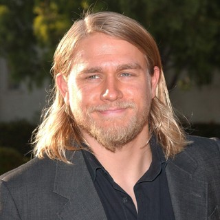 Charlie Hunnam in FX Premiere Screening of Sons of Arnachy