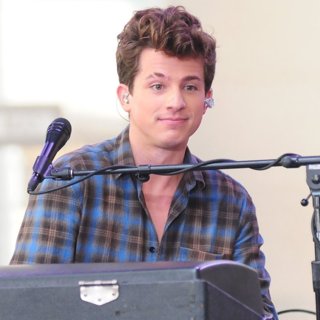 charlie puth live charlie puth blasted for telling a fan on twitter to die charlie puth live charlie puth blasted for telling a fan on twitter to die