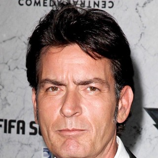 Charlie Sheen in Comedy Central Roast of Charlie Sheen - Arrivals