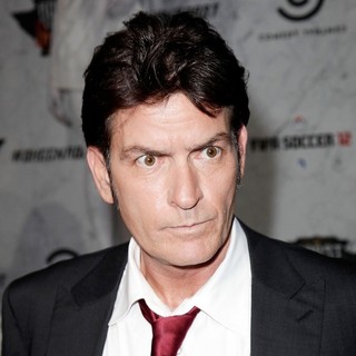 Charlie Sheen in Comedy Central Roast of Charlie Sheen - Arrivals