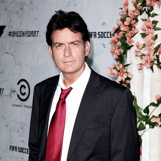 Charlie Sheen in Comedy Central Roast of Charlie Sheen - Arrivals