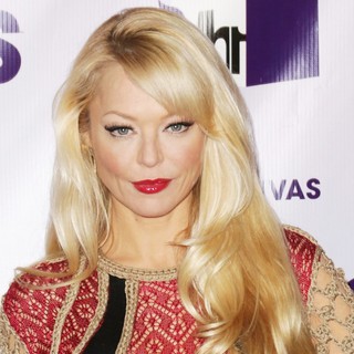 Charlotte Ross in VH1 Divas 2012 - charlotte-ross-vh1-divas-2012-04