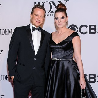 Debra Messing in The 67th Annual Tony Awards - Arrivals - chase-messing-67th-annual-tony-awards-03
