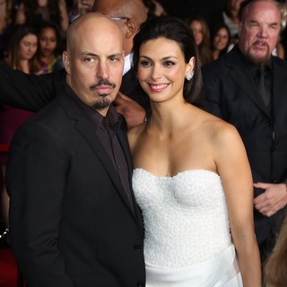 Austin Chick, Morena Baccarin in People's Choice Awards 2013 - Red Carpet Arrivals