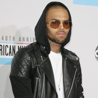Chris Brown in The 40th Anniversary American Music Awards - Arrivals