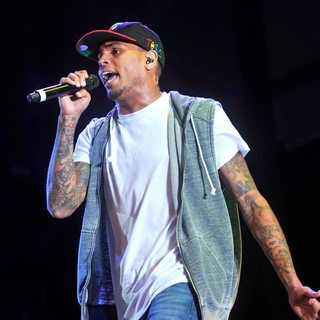 Chris Brown in B96 Pepsi SummerBash 2011