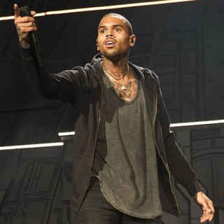 Chris Brown in Chris Brown Performs During His Sold Out Carpe Diem Tour