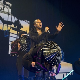 Chris Brown in Chris Brown Performs During His Sold Out Carpe Diem Tour