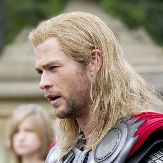 Chris Hemsworth in Actors on The Set of The Avengers Shooting on Location in Manhattan