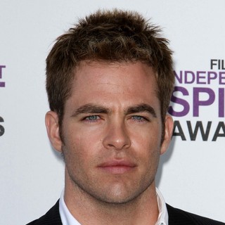 Chris Pine in 27th Annual Independent Spirit Awards - Arrivals
