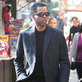 Chris Rock in Chris Rock Seen Shopping