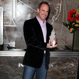 Christopher Meloni in Christopher Meloni Lights Up The Empire State Building in Honour of Only Make Believe Organization
