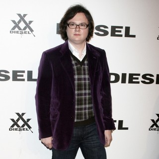 Clark Duke in Dielsels Global Party