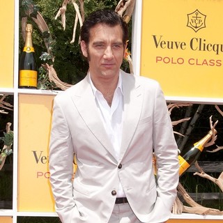 Clive Owen in The Fifth Annual Veuve Clicquot Polo Classic Liberty State Park, Jersey City, New Jersey