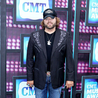 Randy Houser in 2010 CMT Music Awards Blue Carpet Arrivals