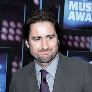 Luke Wilson in 2010 CMT Music Awards Blue Carpet Arrivals