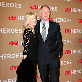 Rachelle Carson, Ed Begley Jr. in 2010 CNN Heroes: An All-Star Tribute - Arrivals