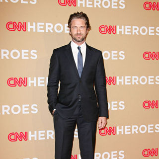 Gerard Butler in 2010 CNN Heroes: An All-Star Tribute - Arrivals