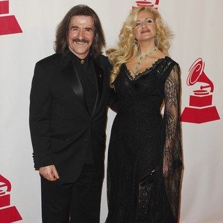 Luis Cobos, Patricia Cobos in 2011 Latin Recording Academy Person of The Year Tribute to Shakira