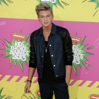 Cody Simpson in Nickelodeon's 26th Annual Kids' Choice Awards - Arrivals