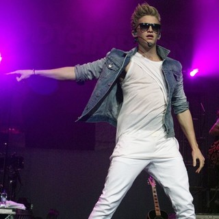 Cody Simpson in Cody Simpson Performing on The First Day of His Paradise Tour