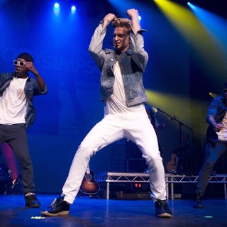Cody Simpson in Cody Simpson Performing on The First Day of His Paradise Tour