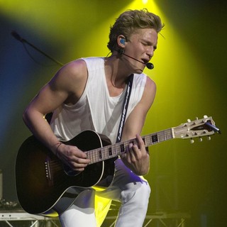 Cody Simpson in Cody Simpson Performing on The First Day of His Paradise Tour