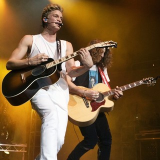Cody Simpson in Cody Simpson Performing on The First Day of His Paradise Tour