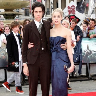 Harry Potter and the Deathly Hallows Part II World Film Premiere - Arrivals