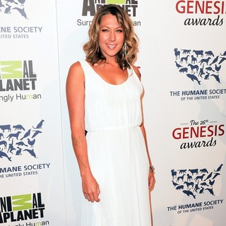 Colbie Caillat in The Humane Society of The United States Celebrates The 26th Annual Genesis Awards - colbie-caillat-26th-annual-genesis-awards-05