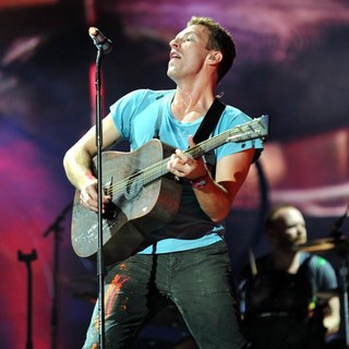 Chris Martin, Will Champion, Coldplay in Coldplay Perform Live as Part of Their Mylo Xyloto Australian Tour