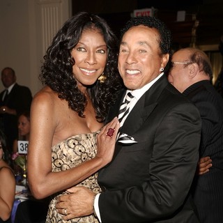 Natalie Cole, Smokey Robinson in The Angel Ball 2012