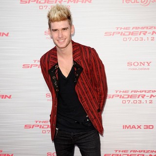 Colton Dixon in Los Angeles Premiere of The Amazing Spider-Man - Arrivals