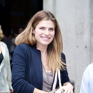 Amanda Peet in Comic Con 2010 - Day 1 - Arrivals