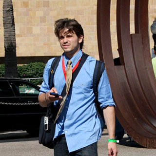 Jason Ritter in Out and About at Comic-Con 2010 - Day 4