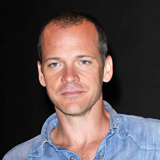 Peter Sarsgaard in Comic-Con 2010 - Day 3 - 'Green Lantern' Press Conference