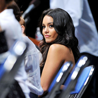 Vanessa Hudgens in Comic-Con 2010 - Day 3 - 'Sucker Punch' Press Conference