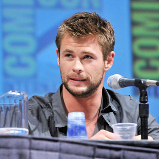 Chris Hemsworth in Comic-Con 2010 - Day 3 - 'Thor' Press Conference