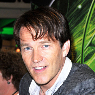 Stephen Moyer in Comic Con 2010 - Day 2 - True Blood' Autograph Session
