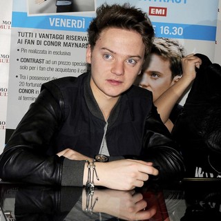 Conor Maynard in Conor Maynard Signs Copies of His Album Contrast and Meets Fans