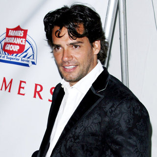 Cristian de la Fuente in Padres Contra El Cancer's 25th Anniversary Gala - Arrivals