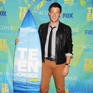 Cory Monteith in 2011 Teen Choice Awards