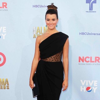 Cote de Pablo in 2012 NCLR ALMA Awards - Arrivals