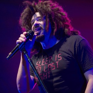Adam Duritz, Counting Crows in Counting Crows Perform