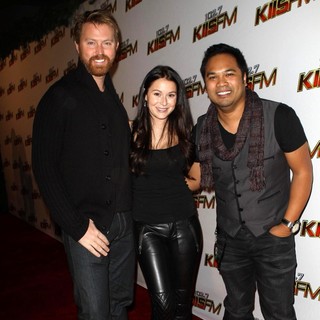 Sean Covel, Alexa Vega, Manny Streetz in 102.7 KIIS FM's Jingle Ball 2011 - Arrivals