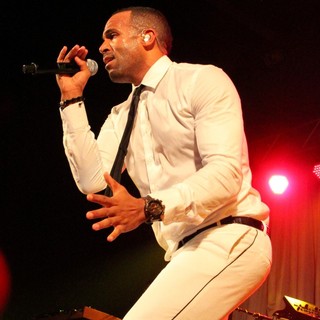 Craig David in Craig David Performing Live on Stage