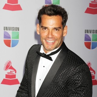 Cristian de la Fuente in 13th Annual Latin Grammy Awards - Arrivals