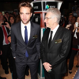 David Cronenberg, Robert Pattinson in David Cronenberg and Robert Pattinson Visit The New York Stock Exchange to Ring The Opening Bell